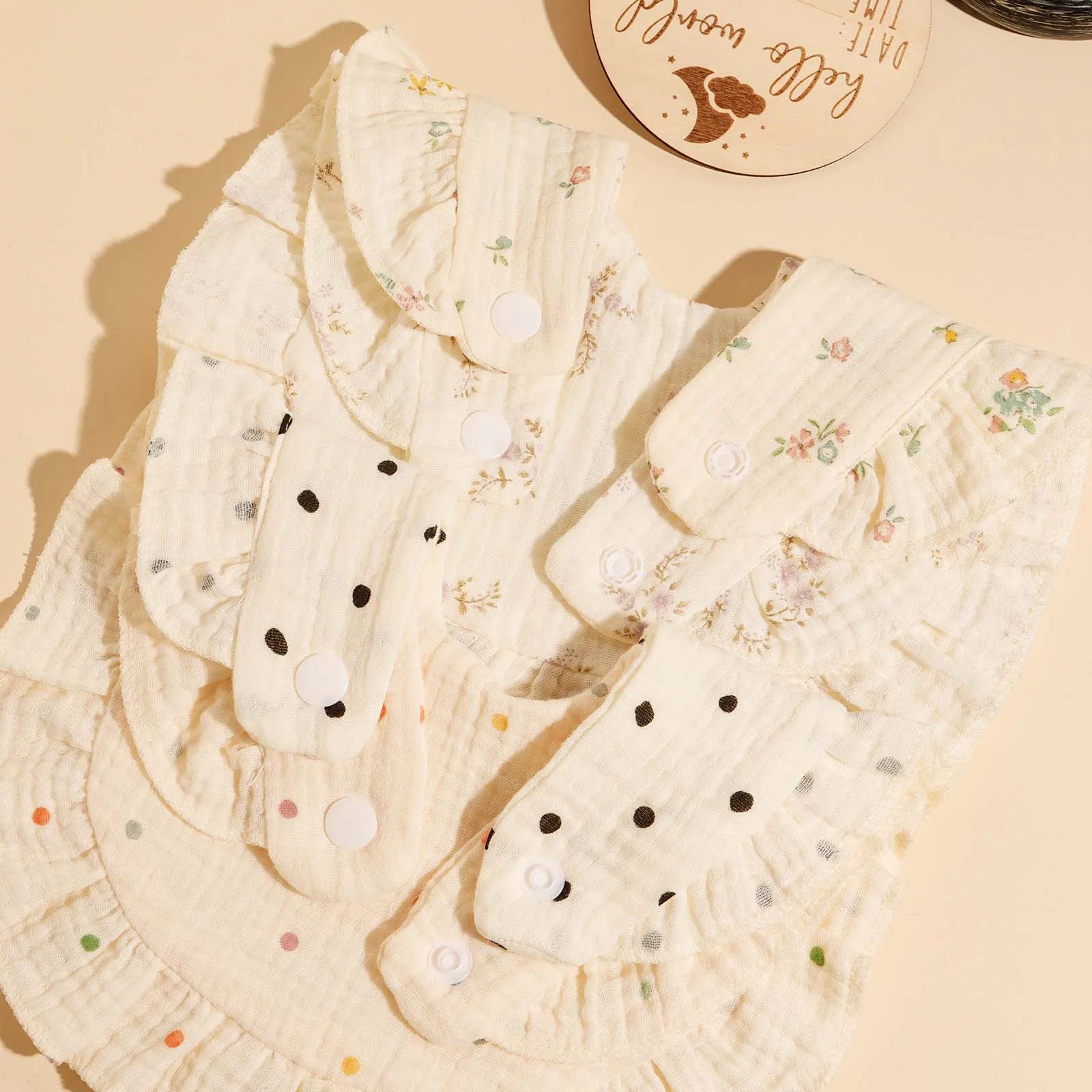 3pcs Baby Cute Ruffle Edge Saliva Towel